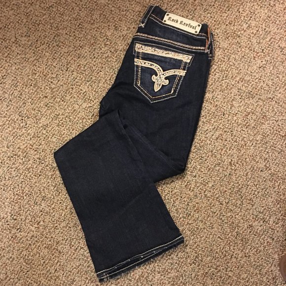 ROCK REVIVAL SHERRY BOOTCUT SWAROVSKI JEANS - size 27 but run big - Picture 12 of 12